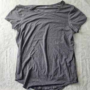 Lululemon Shirt Gray T-Shirt Men’s M Medium (approx) no tag see measurements)